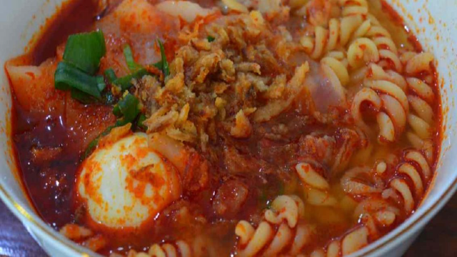 Makanan Nasional dengan Cita Rasa Pedas di Lidah 2025